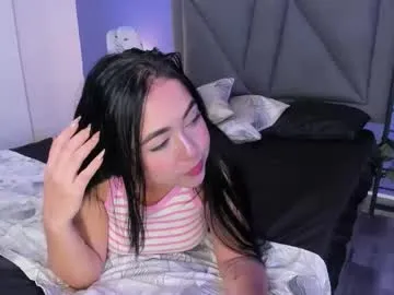 Gabyy_cruz_ from Chaturbate