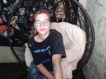 Greenwitch9 from Chaturbate