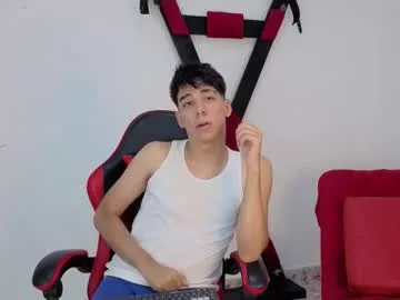 Harry_latinboy from Chaturbate