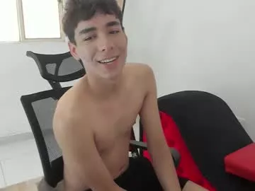 Harry_latinboy from Chaturbate