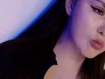 Hollyextra from Chaturbate