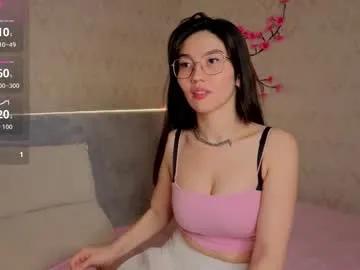 Iris_on_cam from Chaturbate