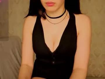 Iris_on_cam from Chaturbate