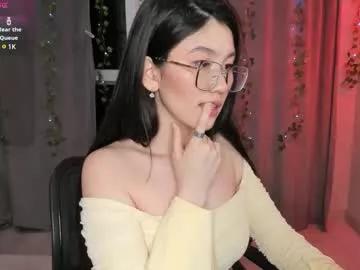 Iris_on_cam from Chaturbate