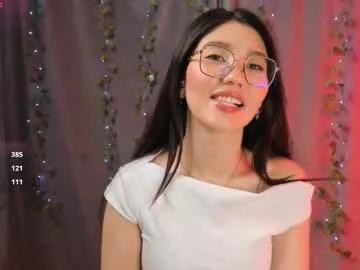 Iris_on_cam from Chaturbate