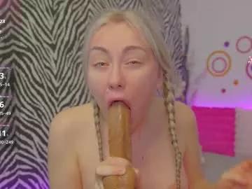 Jennyshow from Chaturbate
