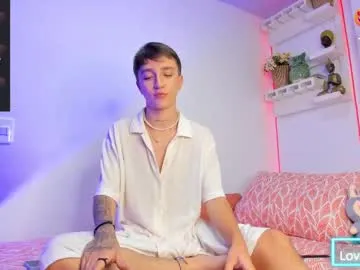 Jeremy_salvatore_ from Chaturbate