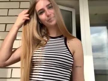 Jinnyjaquins from Chaturbate