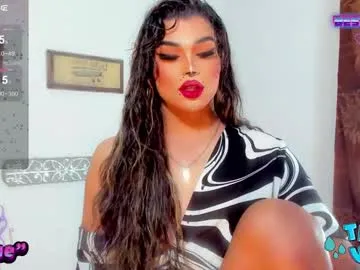 Jujubee_lander from Chaturbate
