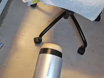 Julia_official from Chaturbate