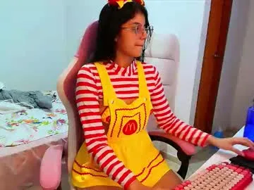 Girls: try live performances with matured performers, from dancing to quirks, in a variety of beautiful sex cams.