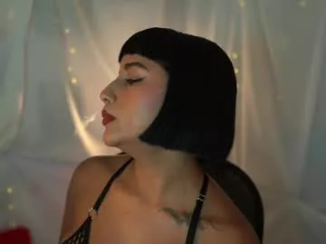 Julietawinona from Chaturbate
