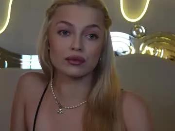 kelly_peachpiee from Chaturbate is Freechat