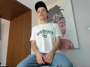 kevinn_blue from Chaturbate is Freechat