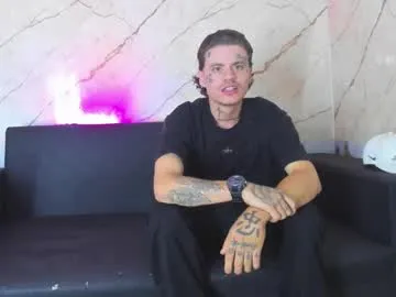 kevinperlas_ from Chaturbate is Freechat