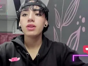  kiara_fox__ chat room