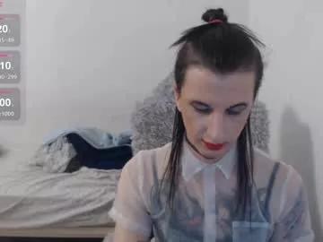 Kinkyerikat from Chaturbate