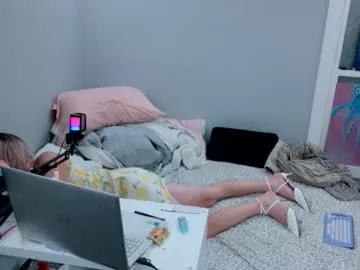 Kirkcammerman1 from Chaturbate