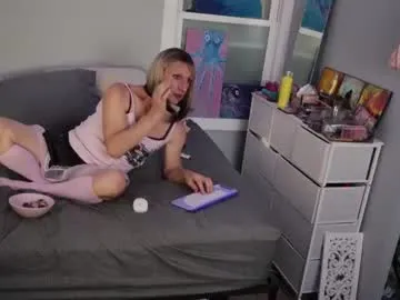 Kirkcammerman1 from Chaturbate