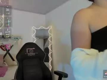 Kissi_tay1 from Chaturbate