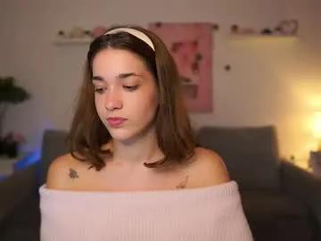 Kissiecat from Chaturbate