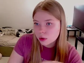 Kitten_jenny01 from Chaturbate