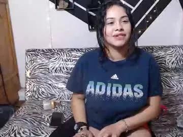 Kitty_warner_ from Chaturbate