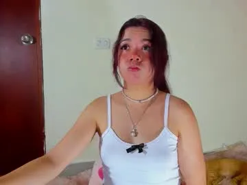 Kiwi_mmm from Chaturbate