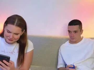 kris_amelia from Chaturbate is Freechat