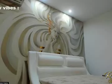 Krisi_kiss from Chaturbate