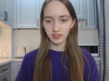 Leslie_my_lovee from Chaturbate