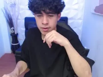 Liil_boy from Chaturbate