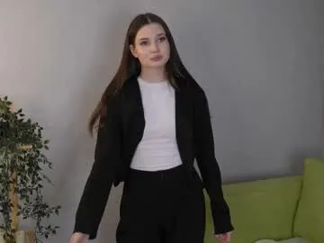 lil_esma from Chaturbate is Freechat