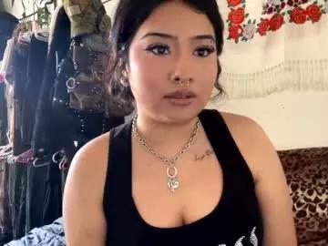 Lillatina02 from Chaturbate