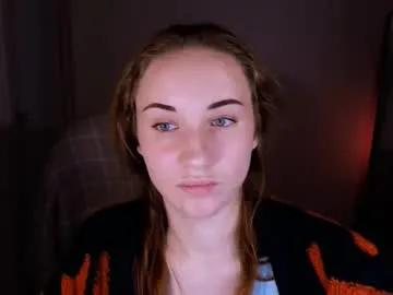 little_pretty_woman from Chaturbate is Freechat