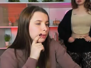 Girls: try live performances with matured performers, from dancing to quirks, in a variety of beautiful sex cams.