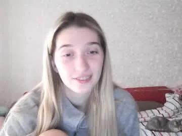 lucyreeel from Chaturbate is Freechat