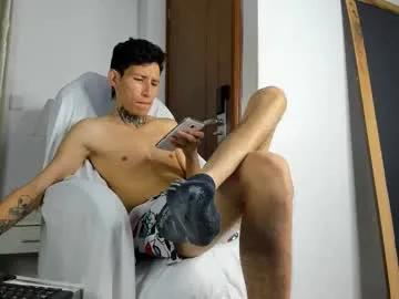 Lujuriau_u from Chaturbate
