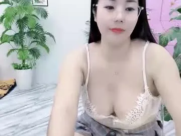 Lyly_sweet97 from Chaturbate