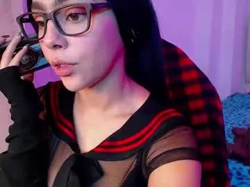 Maddiie_and_clyde from Chaturbate