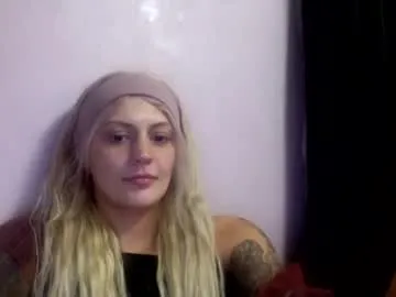 Madelinevalentine from Chaturbate