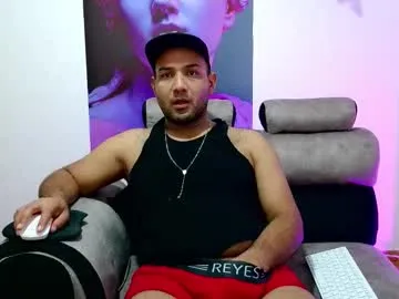 maximiliano_coot from Chaturbate is Freechat