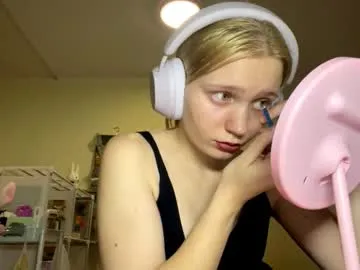 maybelleensminger from Chaturbate is Freechat