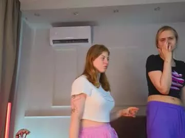 Maydacroswell from Chaturbate