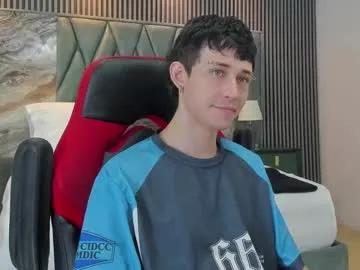 michaeel_blue from Chaturbate is Freechat
