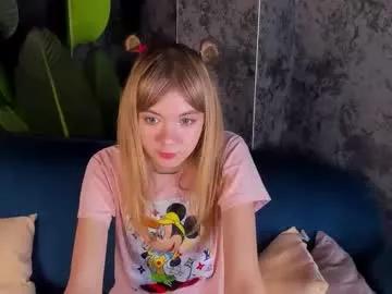 Minnie_collins from Chaturbate
