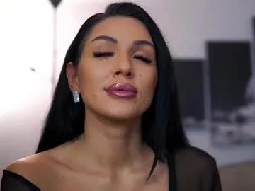 moancherie from Chaturbate is Freechat