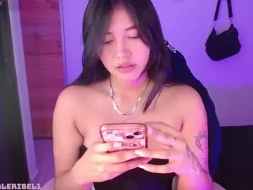Moonbella_bell from Chaturbate