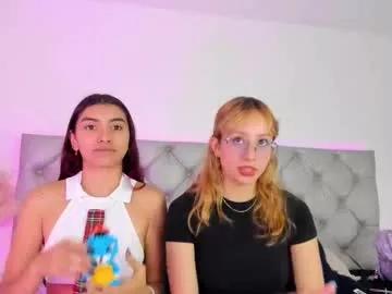 Girls: try live performances with matured performers, from dancing to quirks, in a variety of beautiful sex cams.