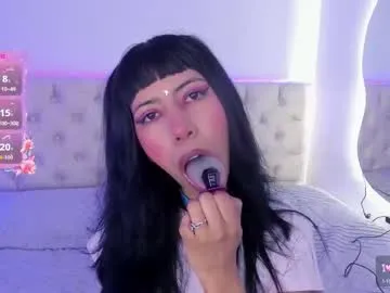 Nina_fooxxx from Chaturbate